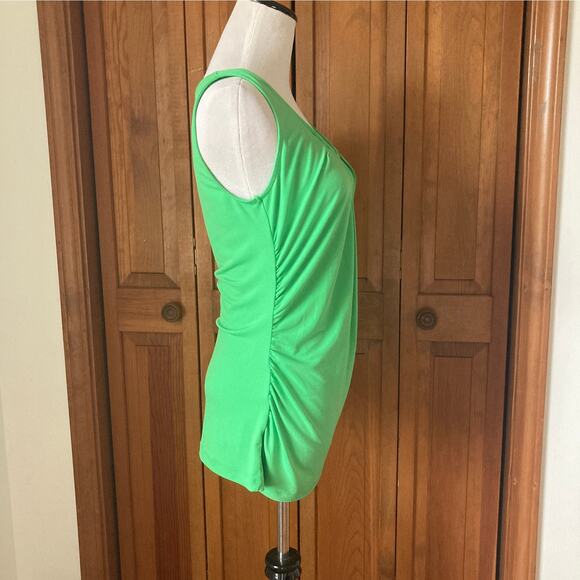 New York & Co Kelly Green Stretch Pullover Top, Size M - Picture 2 of 7